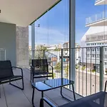Апартаменти Prata Riverside Xii By Innkeeper *